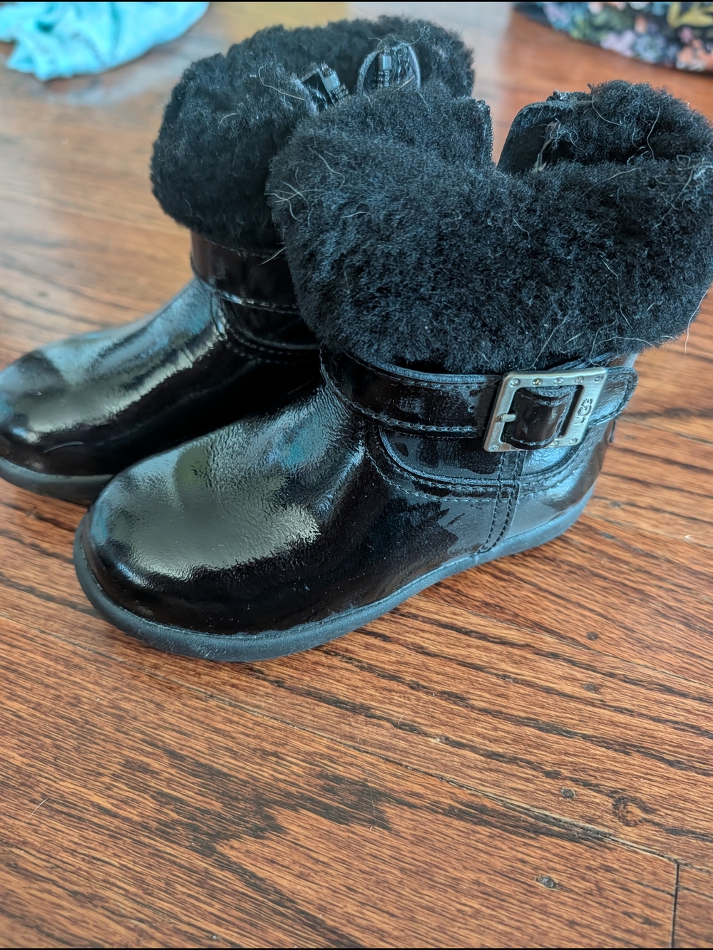 Ugg Boots Toddler Kids Size 8, Great Condition